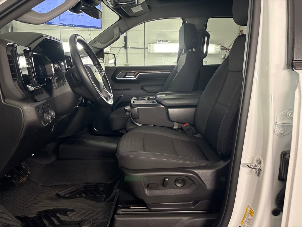 Used 2024 Chevrolet Silverado 1500 RST image 12