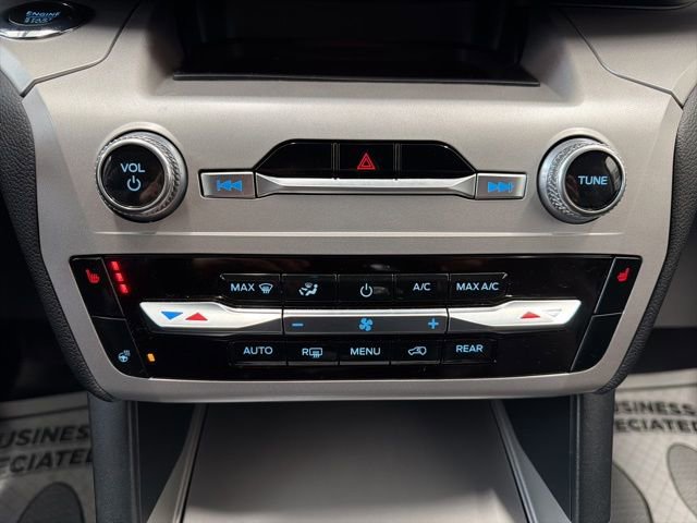 Used 2023 Ford Explorer XLT w/ Equipment Group 202A image 26