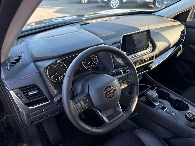 Certified 2025 Nissan Rogue SV w/ Rock Creek Premium Package AWD/4WD image 18
