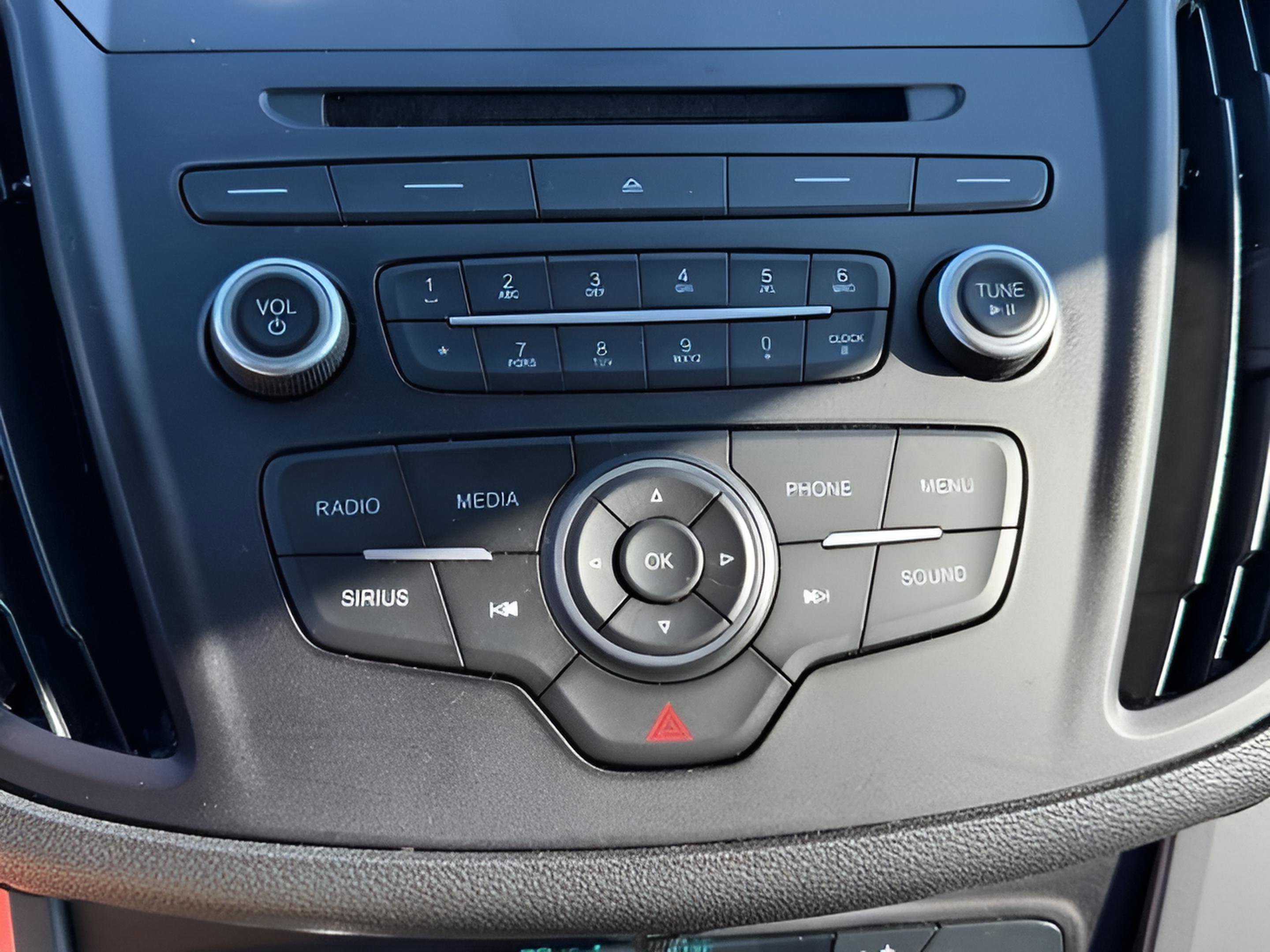 Used 2017 Ford Escape SE AWD/4WD image 20