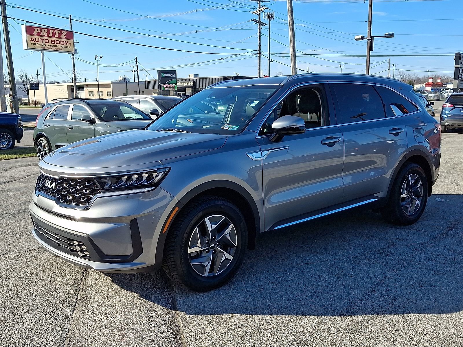 Used 2022 Kia Sorento S image 3