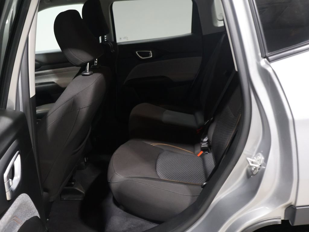 Used 2022 Jeep Compass Sport image 18