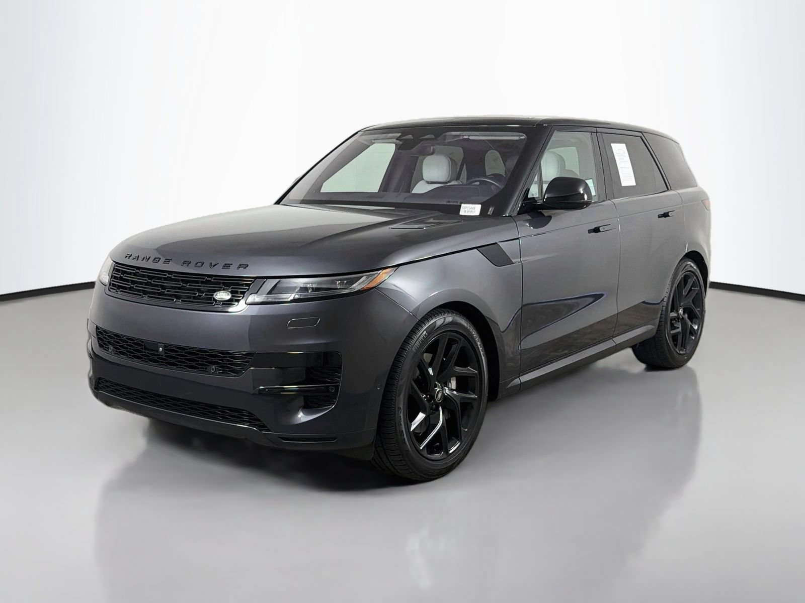 Used 2023 Land Rover Range Rover Sport SE AWD/4WD image 1