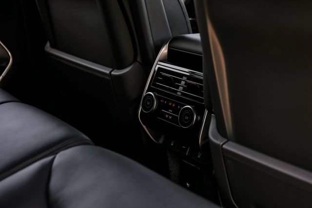 New 2026 Land Rover Range Rover SE AWD/4WD image 45