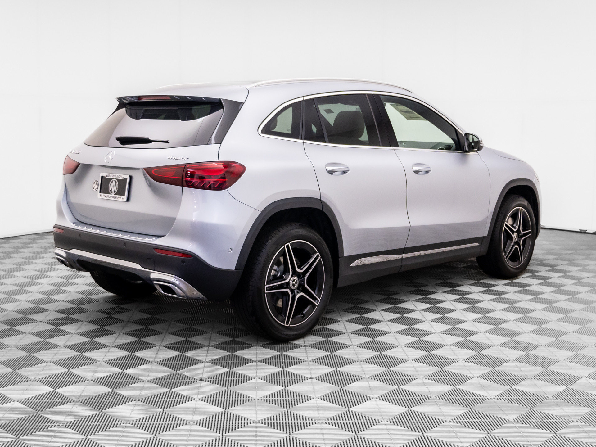 New 2026 Mercedes-Benz GLA 250 4MATIC image 5