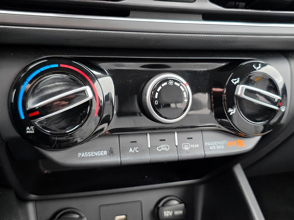 Certified 2023 Hyundai Kona SEL image 31