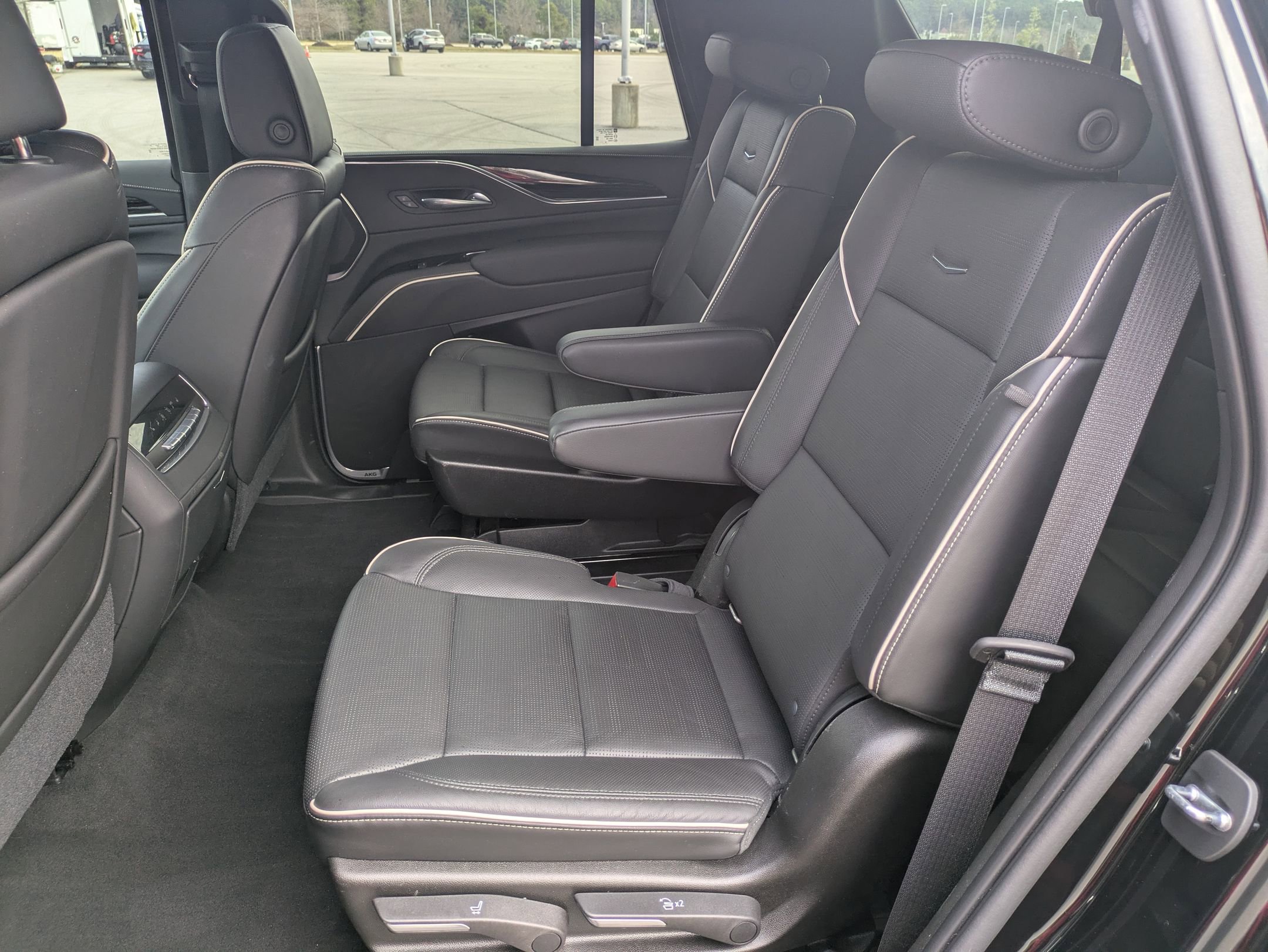 Used 2021 Cadillac Escalade Sport w/ Driver Assist Tech Package image 26