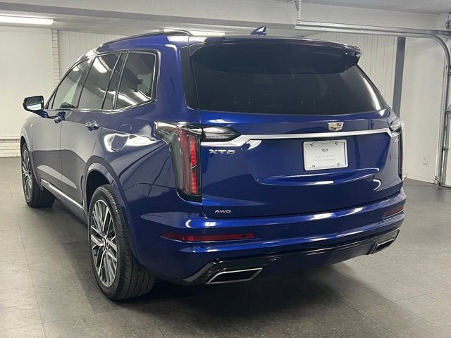 Used 2024 Cadillac XT6 Sport w/ Technology Package image 3