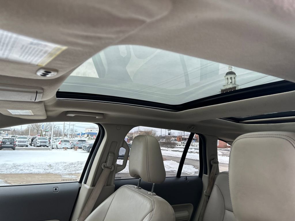 Used 2010 Ford Edge Limited image 14