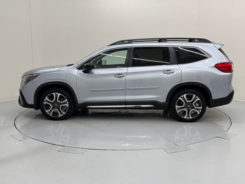 Certified 2024 Subaru Ascent Limited AWD/4WD image 3