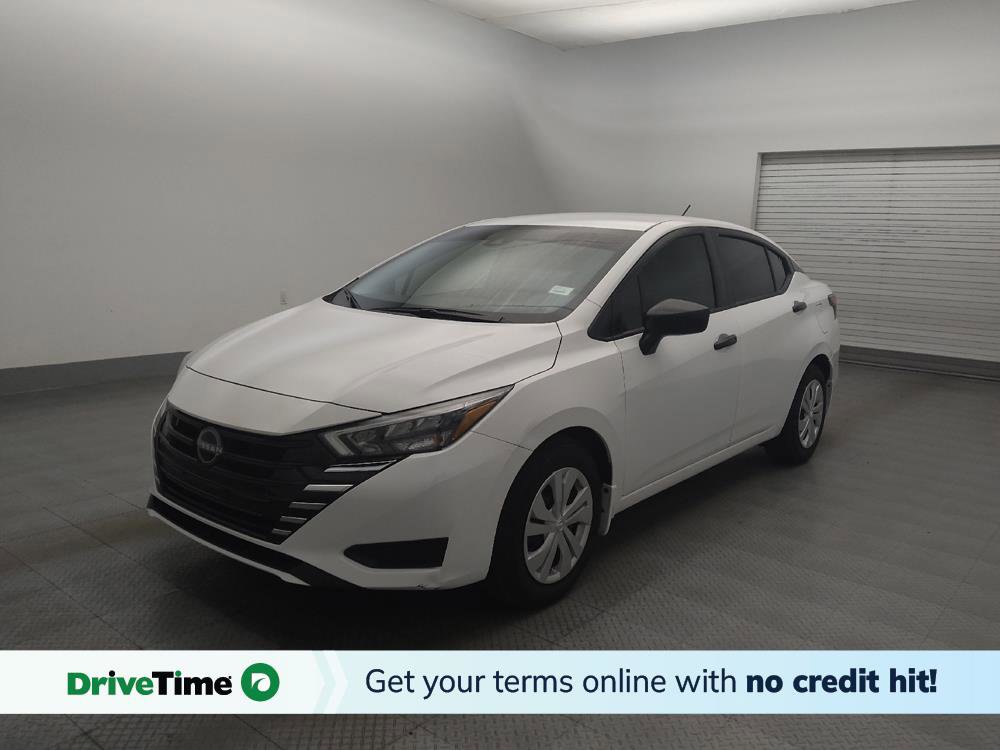 Used 2025 Nissan Versa S w/ Trunk Package FWD image 1