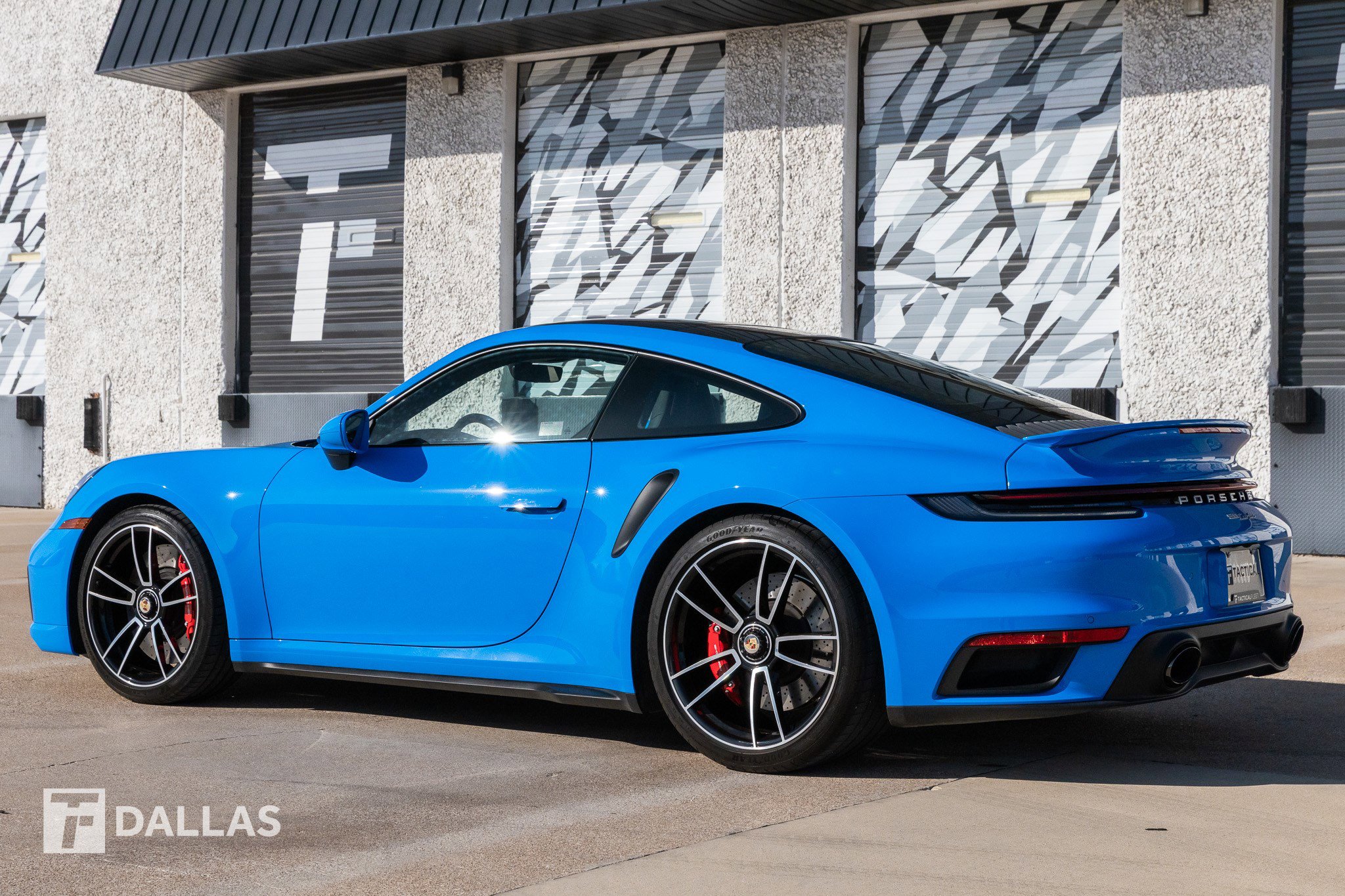 Used 2022 Porsche 911 Turbo image 10