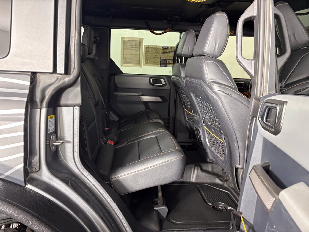 Used 2023 Ford Bronco Badlands w/ Sasquatch Package AWD/4WD image 30