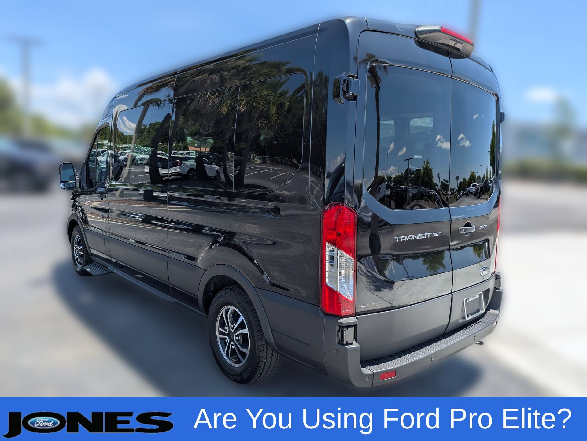 New 2025 Ford Transit 350 XLT RWD image 9