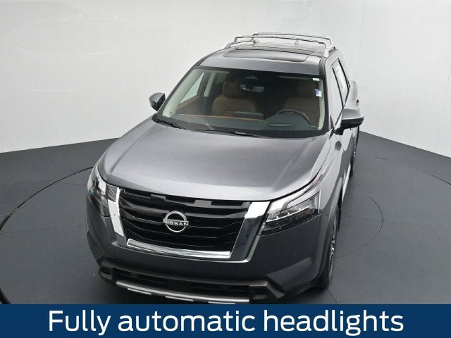 Used 2025 Nissan Pathfinder Platinum w/ Cargo Package AWD/4WD image 26