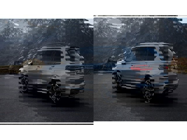 New 2026 BMW X7 xDrive40i AWD/4WD image 2