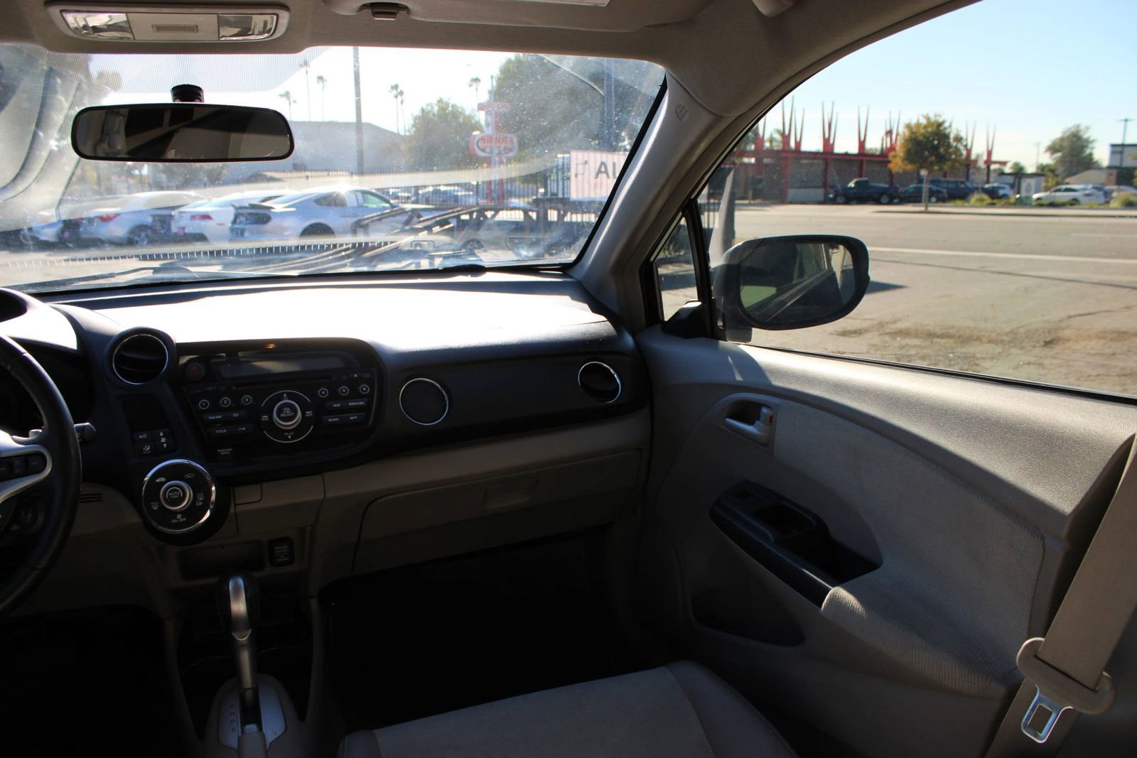 Used 2013 Honda Insight EX image 30