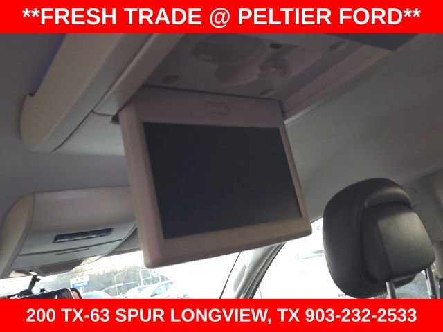 Used 2015 Chrysler Town & Country Touring image 21