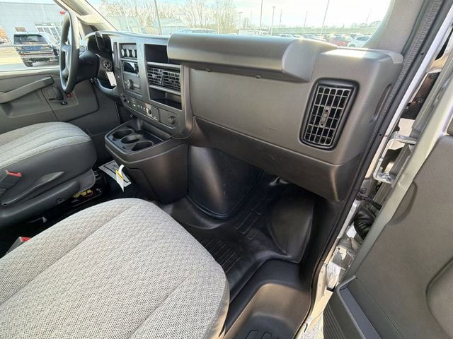 New 2025 GMC Savana 2500 w/ Driver Convenience Package image 52