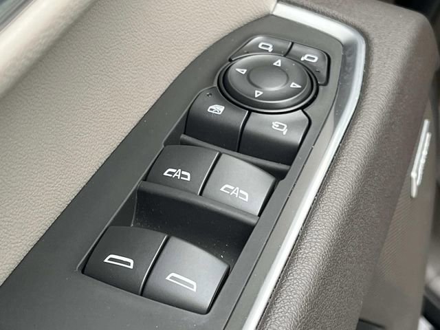 Used 2025 GMC Sierra 1500 SLT w/ SLT Premium Plus Package image 36