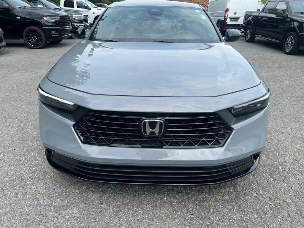 Used 2025 Honda Accord Sport image 9