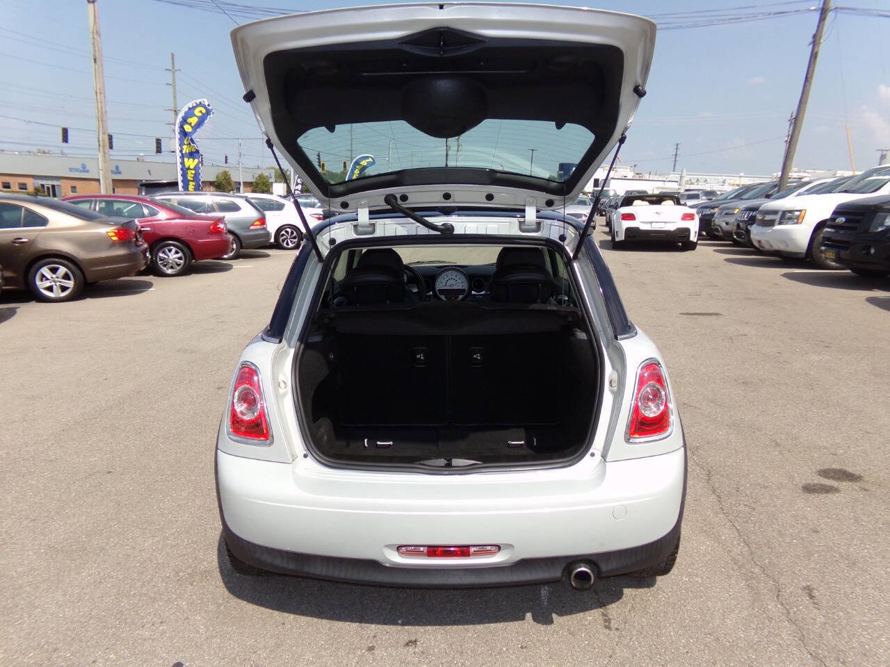 Used 2011 MINI Cooper Hardtop image 13