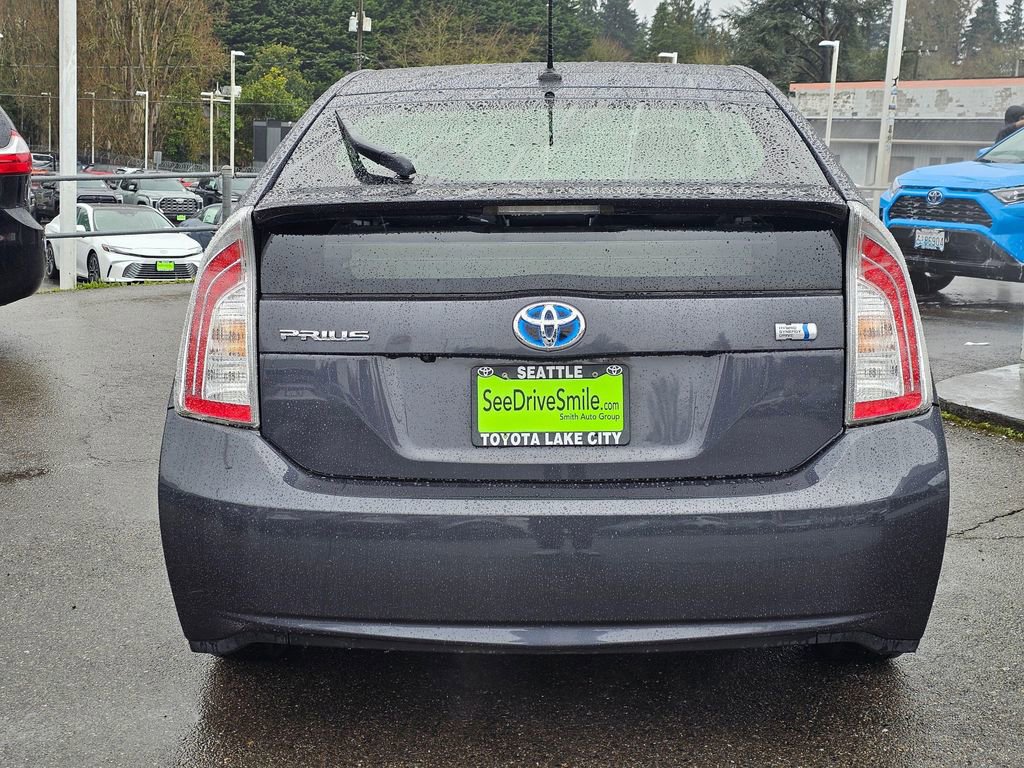 Used 2015 Toyota Prius Four w/ Deluxe Solar Roof Package image 6
