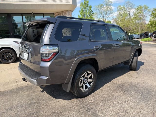 Used 2023 Toyota 4Runner TRD Off-Road Premium w/ Off Road Premium Plus Package AWD/4WD image 3