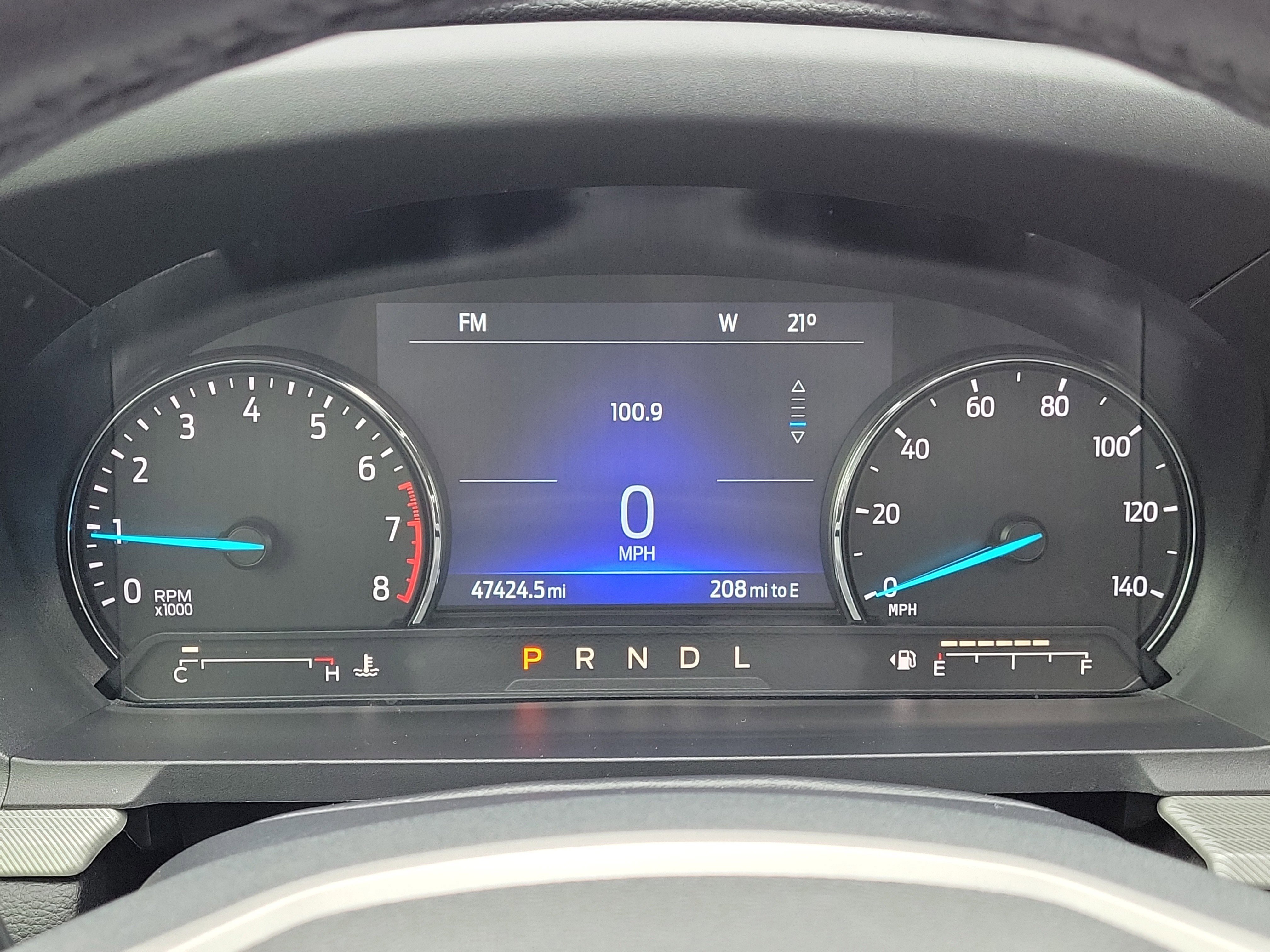 Used 2022 Ford Explorer XLT w/ Equipment Group 202A image 27