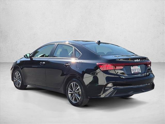 Used 2022 Kia Forte LXS FWD image 8