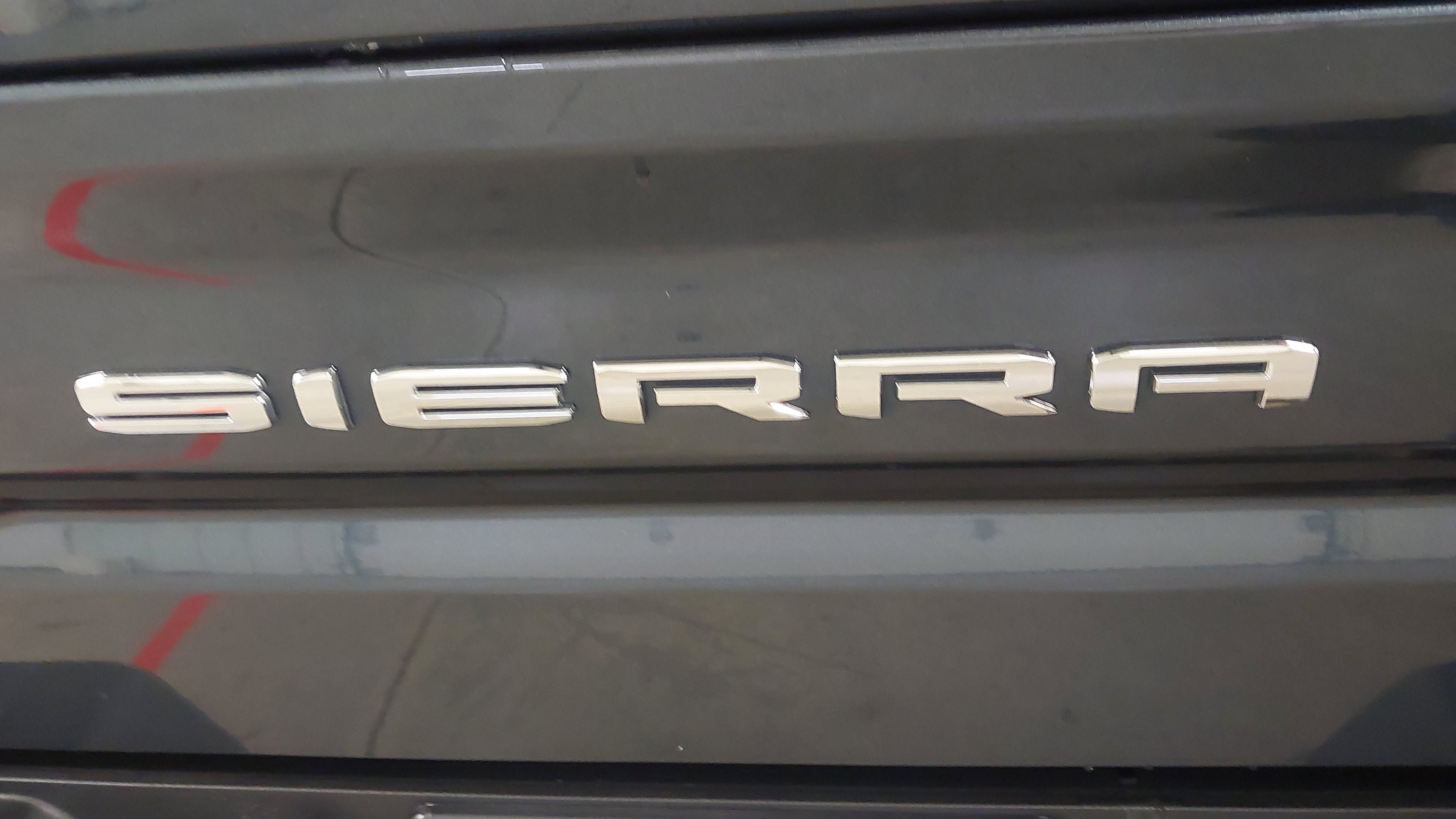 Used 2020 GMC Sierra 1500 AT4 w/ AT4 Premium Package AWD/4WD image 33