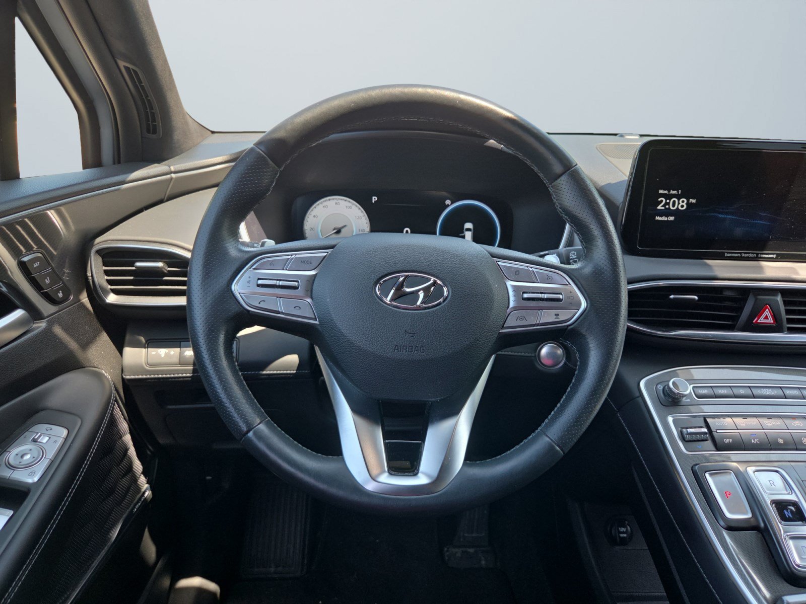 Used 2023 Hyundai Santa Fe Calligraphy AWD/4WD image 13