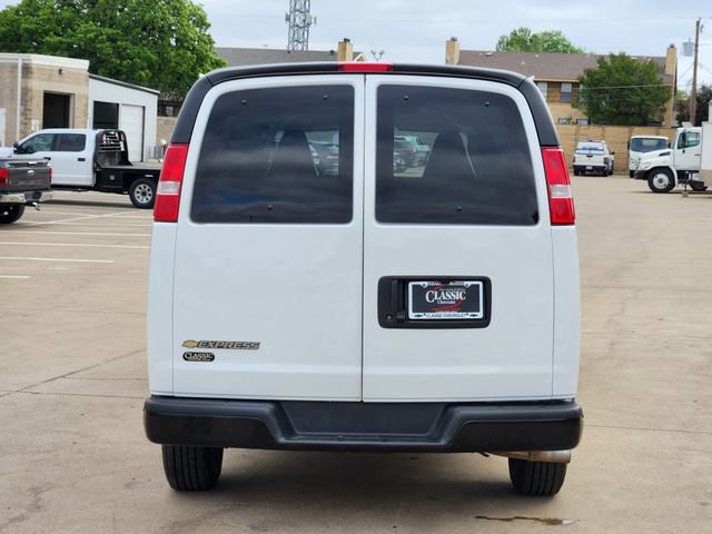 Used 2025 Chevrolet Express 3500 LS RWD image 12