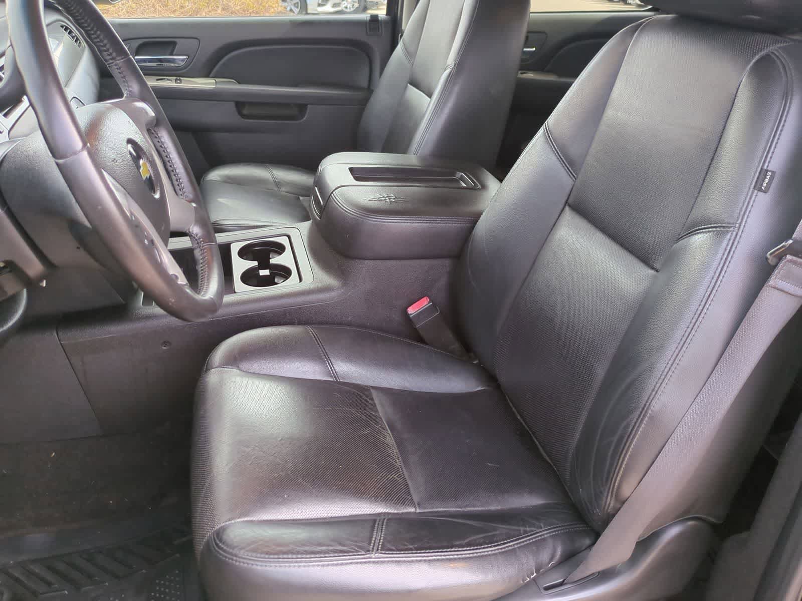 Used 2013 Chevrolet Silverado 1500 LTZ AWD/4WD image 16