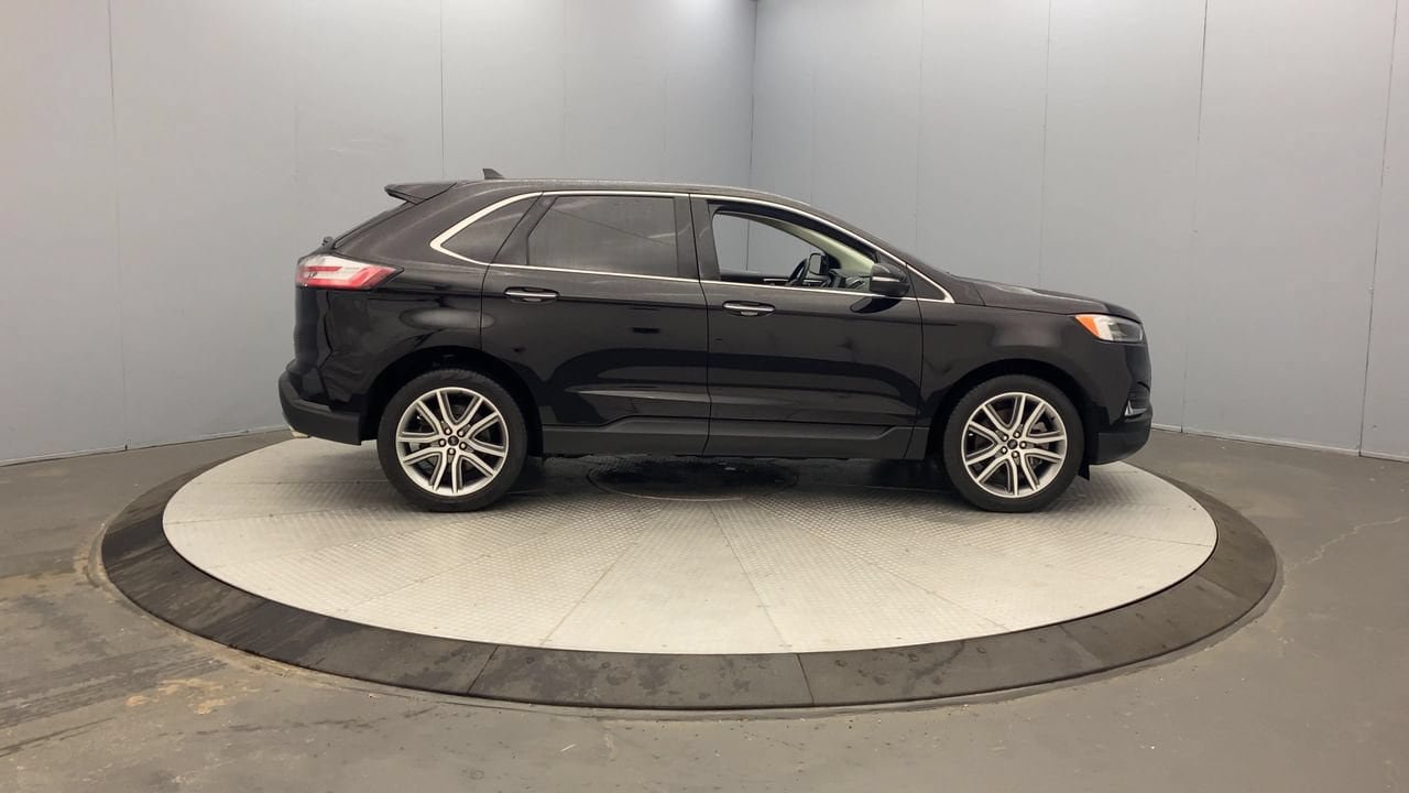 Used 2024 Ford Edge Titanium w/ Equipment Group 301A AWD/4WD image 6