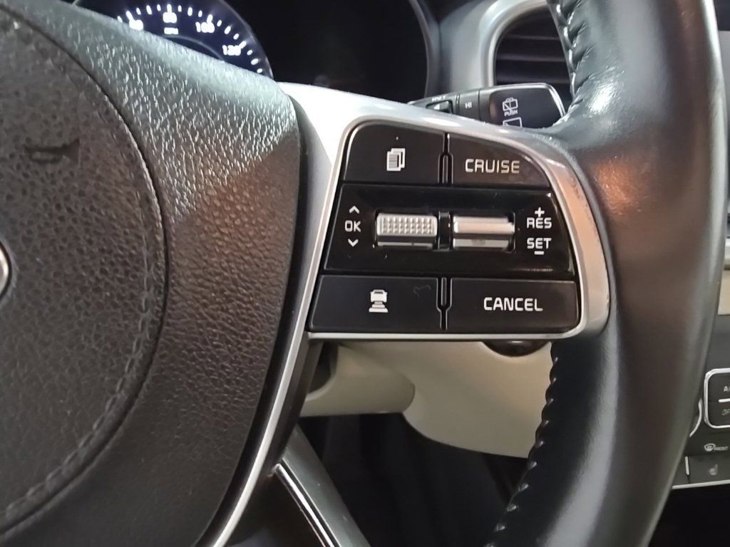 Used 2019 Kia Sorento EX AWD/4WD image 36