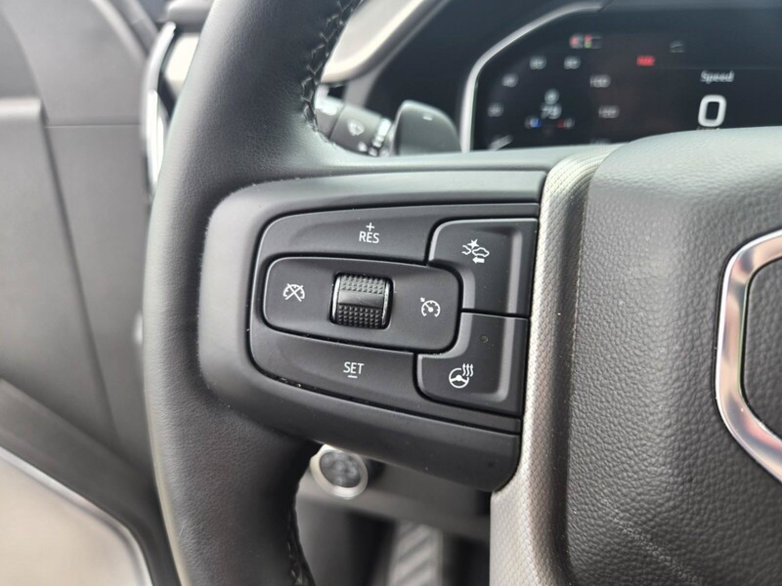 Used 2024 GMC Sierra 1500 Denali w/ Technology Package AWD/4WD image 11
