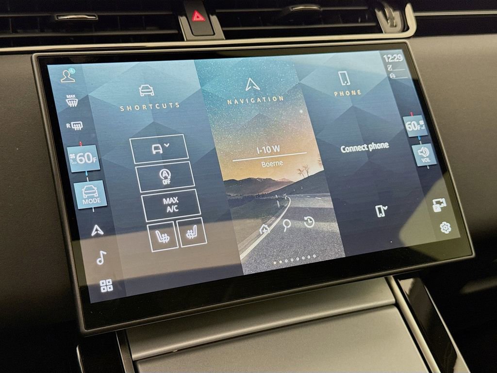 Used 2024 Land Rover Range Rover Evoque S image 16