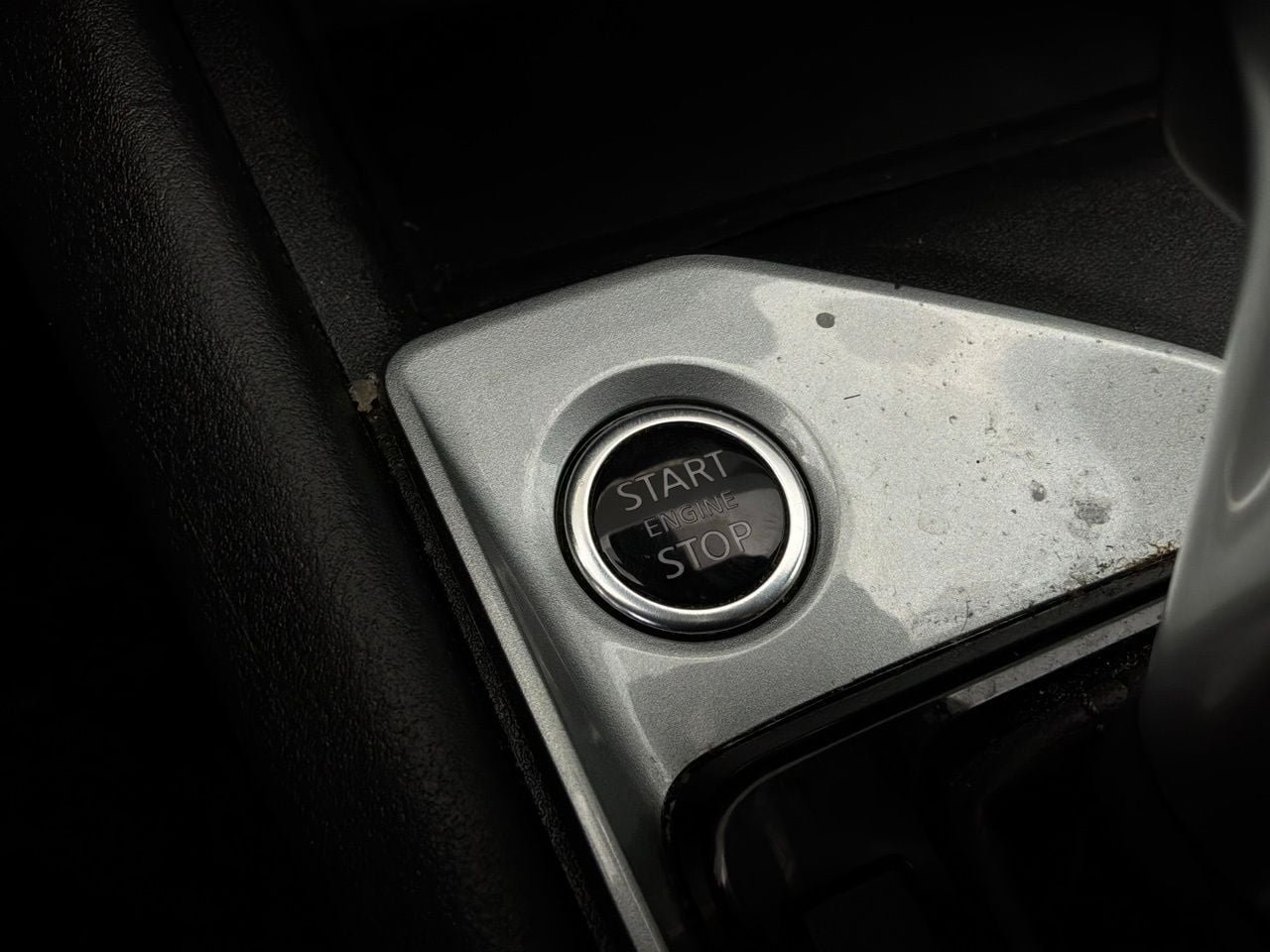 Used 2025 Nissan Altima 2.5 SV FWD image 24