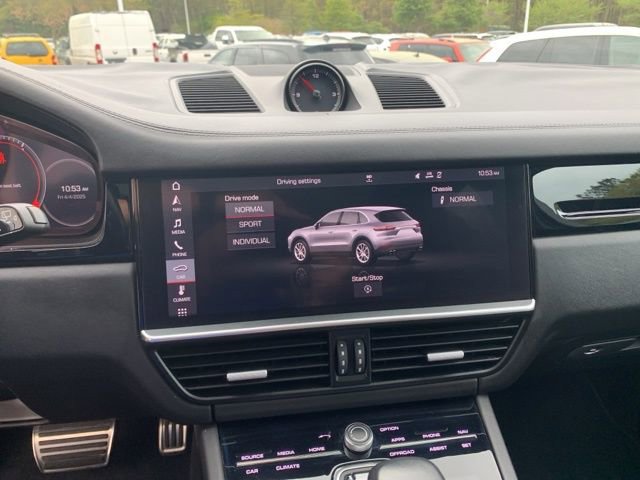 Used 2019 Porsche Cayenne S image 34