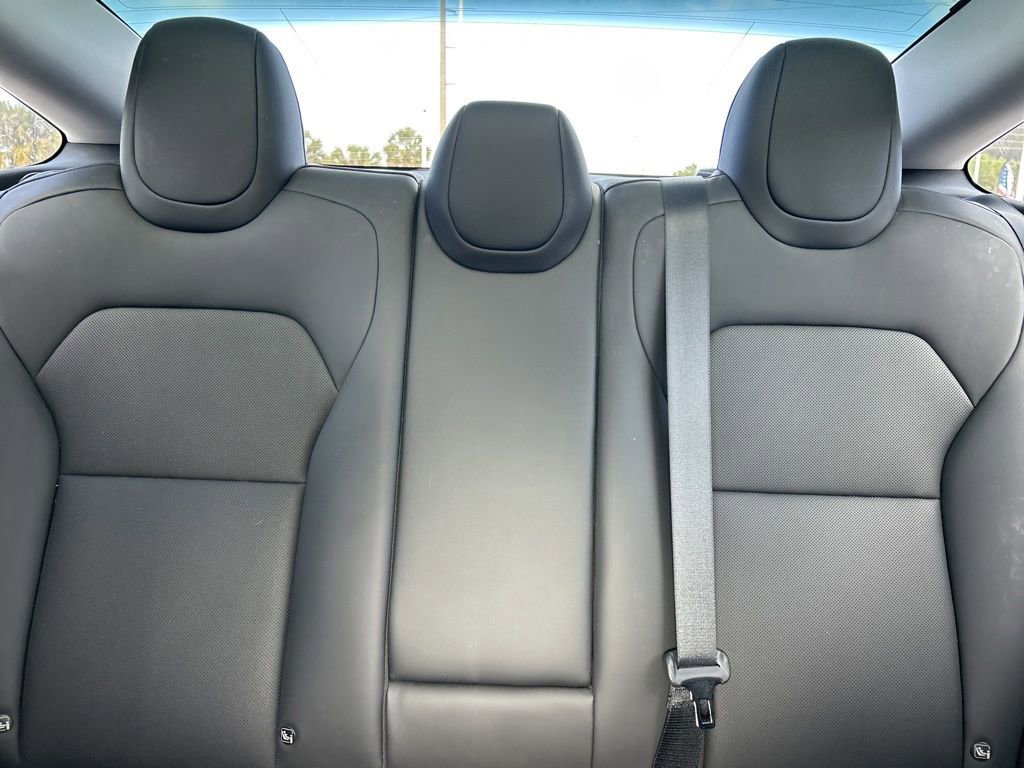 Used 2024 Tesla Model 3 Standard Range image 13