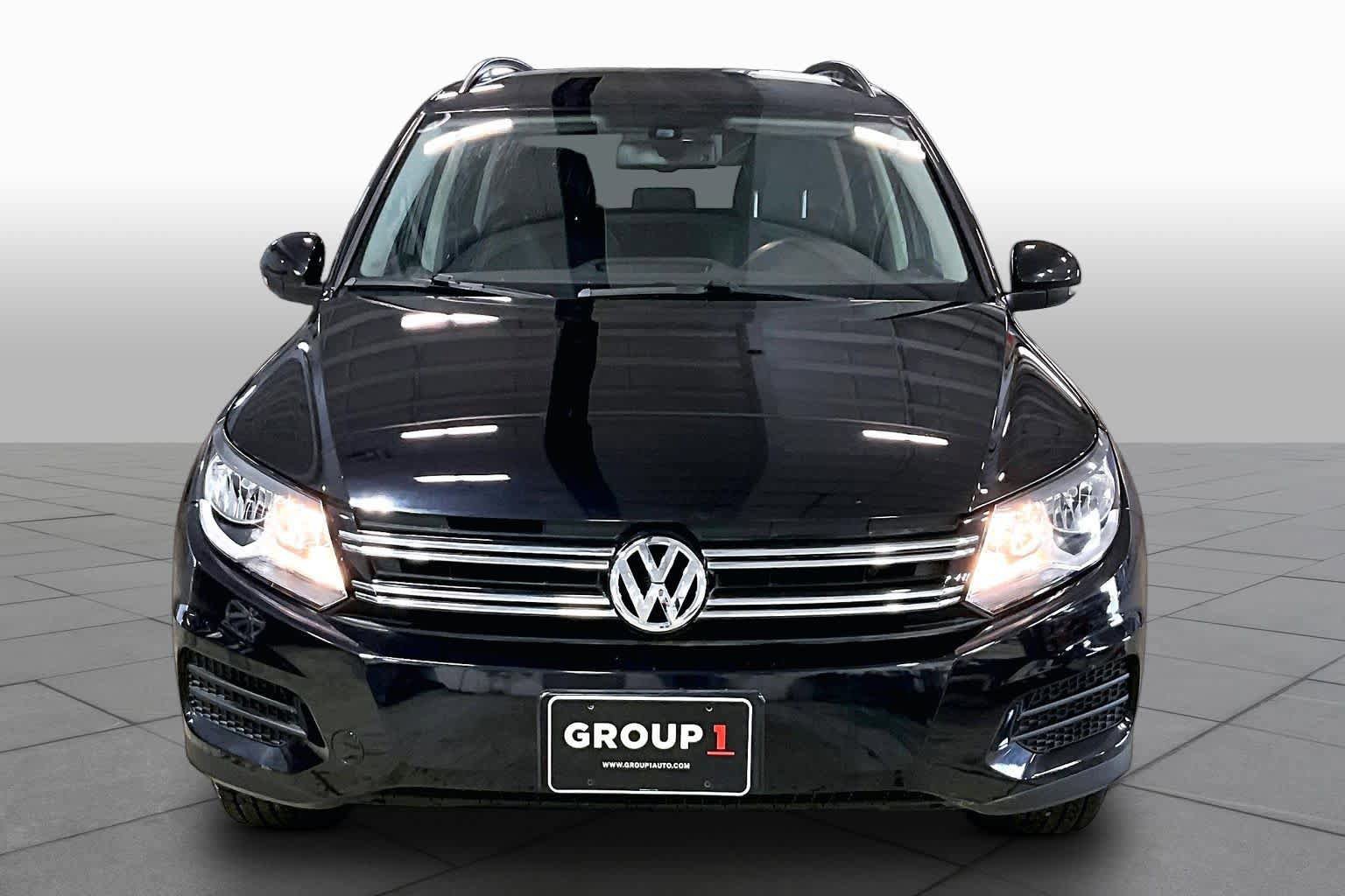 Used 2017 Volkswagen Tiguan S AWD/4WD image 4