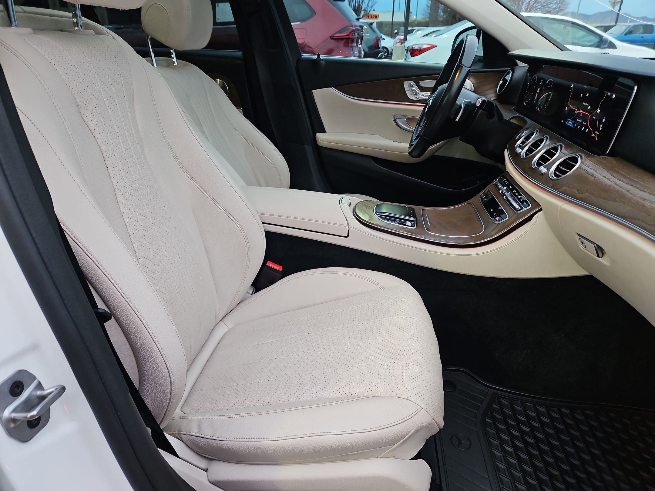 Used 2022 Mercedes-Benz E 350 4MATIC Sedan image 34