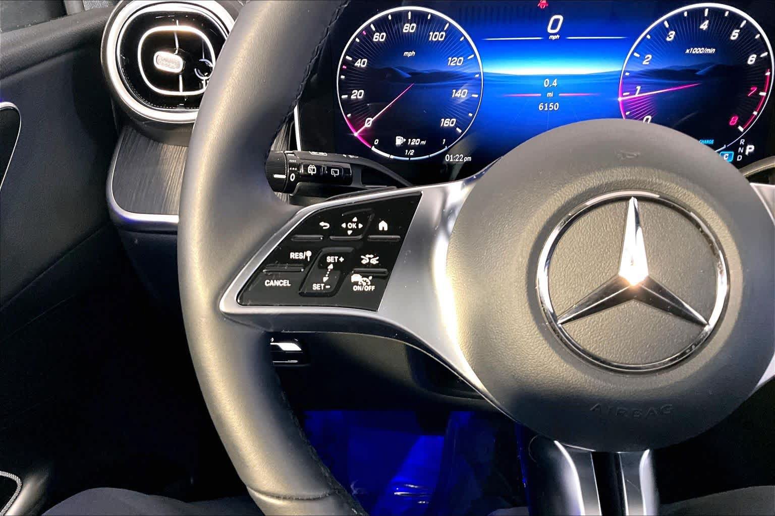 Certified 2026 Mercedes-Benz GLC 300 4MATIC image 24