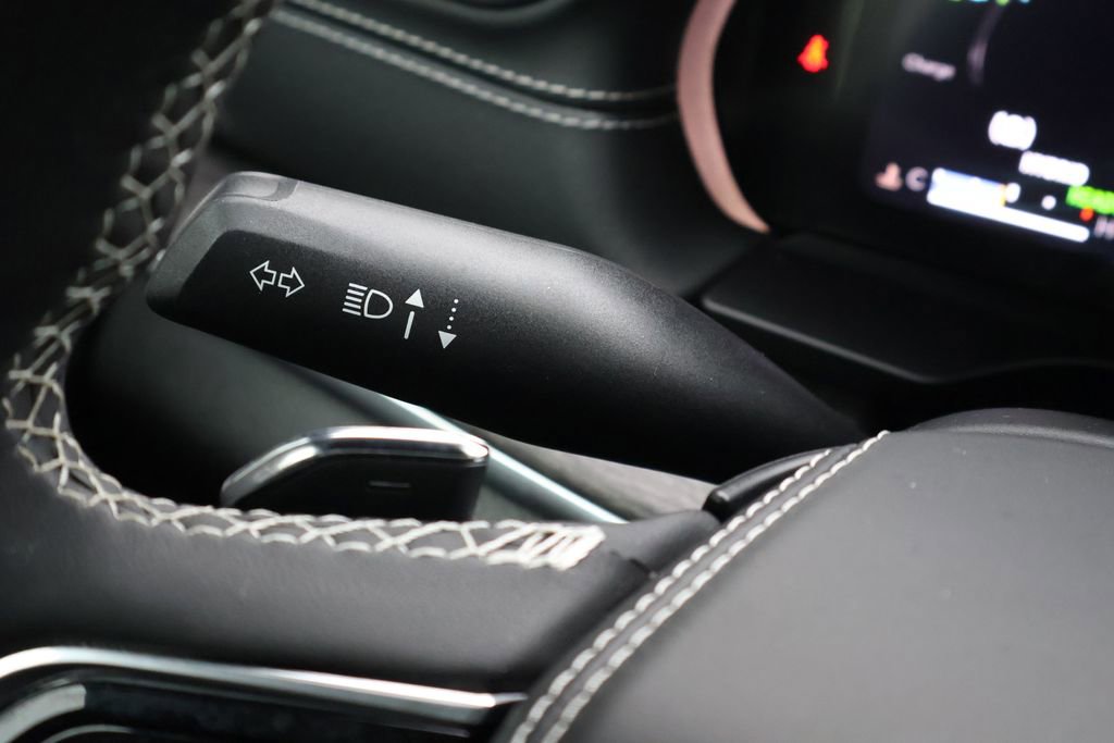 Used 2024 Jeep Grand Cherokee Overland image 22