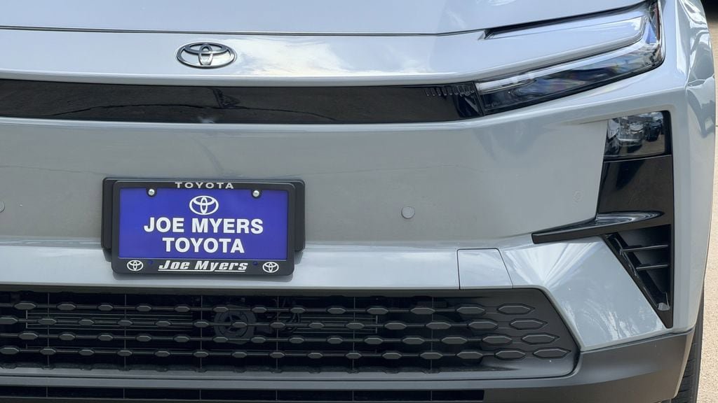 New 2026 Toyota C-HR AWD/4WD image 6
