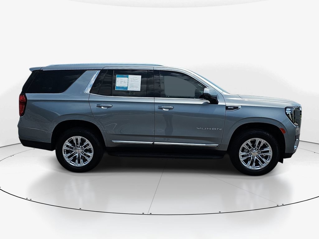 Used 2023 GMC Yukon SLT w/ SLT Luxury Package RWD image 5