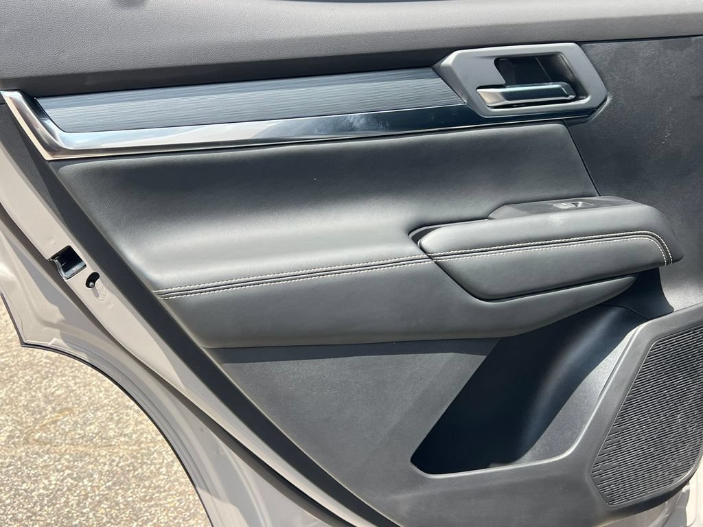New 2027 GMC Terrain Elevation AWD/4WD image 33