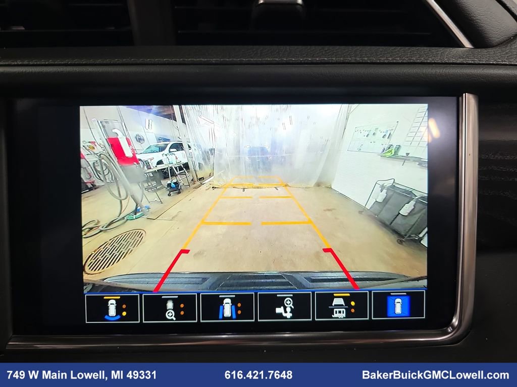 Used 2022 GMC Yukon XL Denali image 25