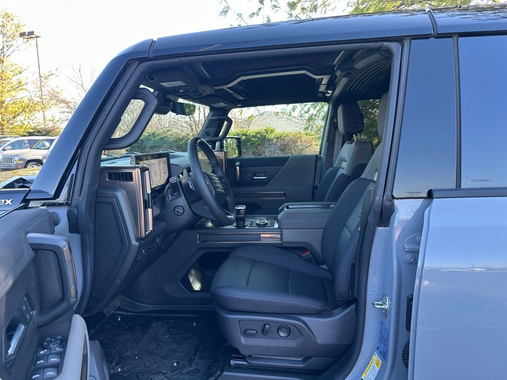 New 2025 GMC Hummer EV 2X w/ Extreme Off-Road Package image 18